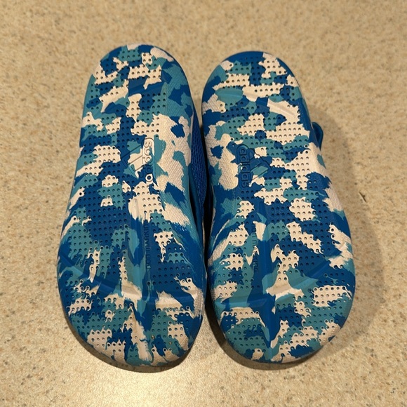 Adidas Kids Blue Slip-On Shoes slides sandals Large instep with Velcro closure - Picture 8 of 9